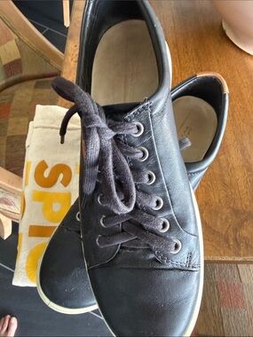 Ecco Sneakers